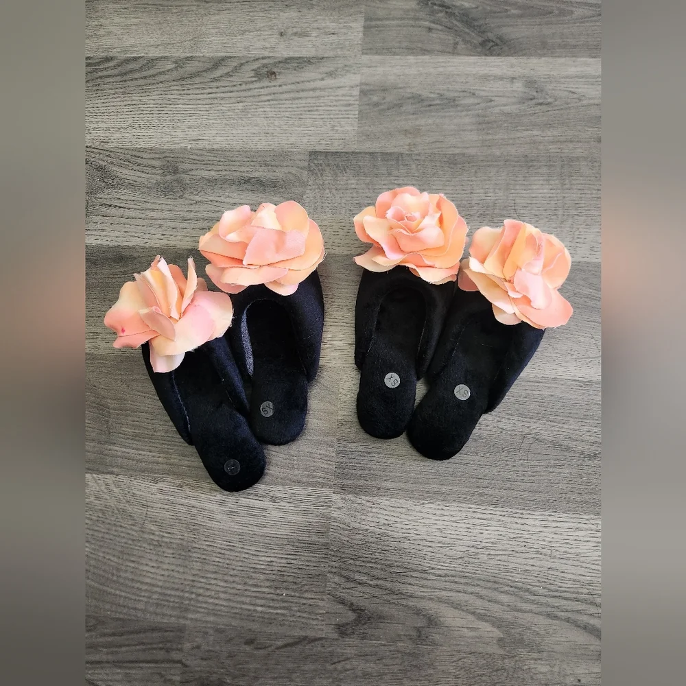 Adorable child slippers